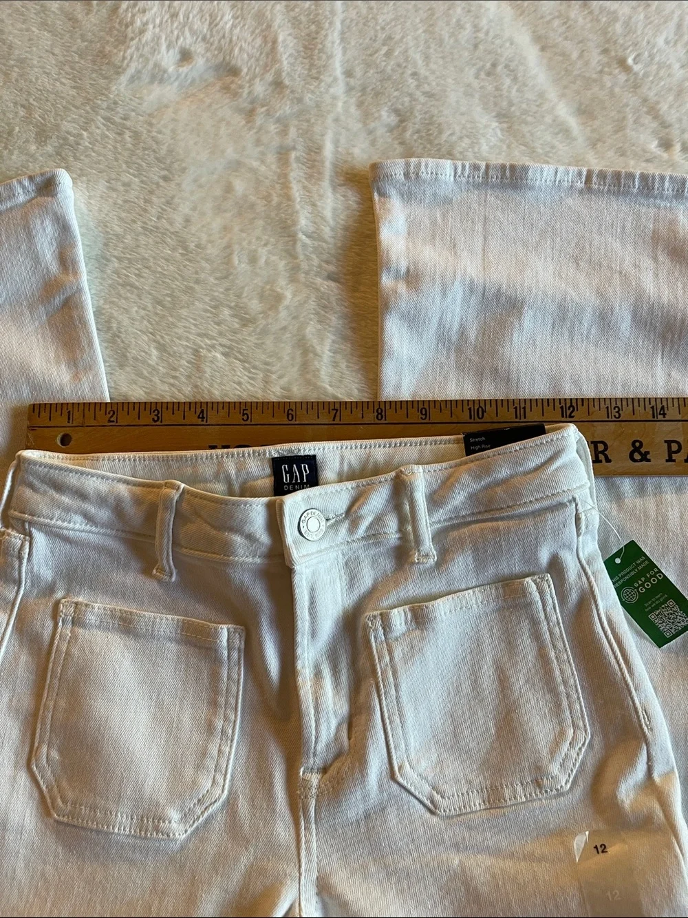 GAP White Girls Jeans - 70’s Flare  Fit SZ 12